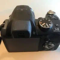 دوربین عکاسی در حد نو