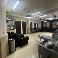 صندلی به لاین های زیبایی|خدمات آرایشگری و زیبایی|رشت, نیکمرام|دیوار