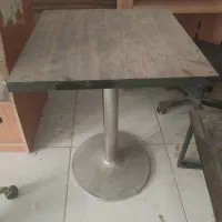 تعدادی میزوویترین|بوفه، ویترین، کنسول|صدرا-فارس, فاز ۱|دیوار