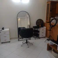 اجاره صندلی در سالن زیبایی و آموزشگاه|خدمات آرایشگری و زیبایی|اصفهان, خرم|دیوار