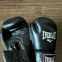 دستکش بوکس|تجهیزات ورزشی|اصفهان, دانشگاه اصفهان|دیوار