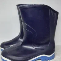 چکمه بچه گانه سایز ۳۳