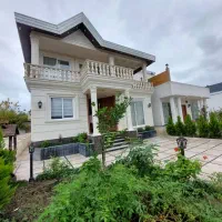 ویلا سه خواب استخر لاکچری،مالک