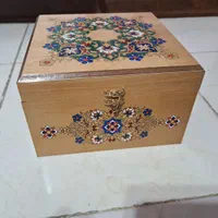 جعبه نگهداری وسایل زینتی