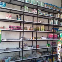 قفسه و استند های مغازه به فروش میرسد