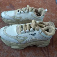 کتانی سایز ۳۸