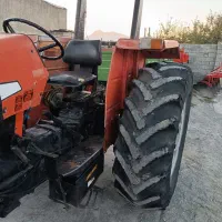 دو دستگاه تراکتور 285 و 475