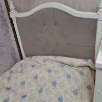 دو تخت نوجوان