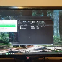 مانیتور ۲۴ اینچ و موس و کیبورد