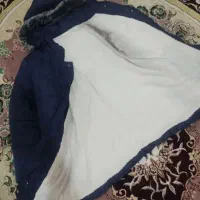 یه پالتو رنگ موکا و کاپشن رنگ سرمه ای  نونو