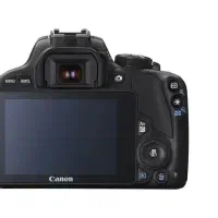 دوربین canon100D تمیز +لنز 18-55