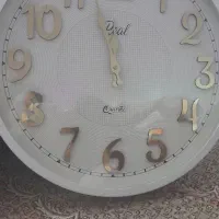 ساعت دیواری