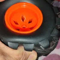 چرخ  لاستیکی  ماشین سرعتی