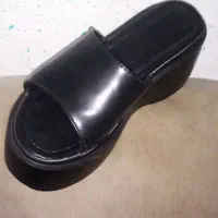 کفش|کیف، کفش، کمربند|شیراز, کوشک میدان|دیوار