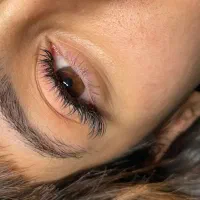 اکستنشن مژه لیفت و لمینیت کاشت مژه