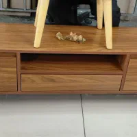 میز تلویزیون نو طول ۱۸۰سانت برای تلویزیونهای ۶۵