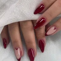 تدریس کاشت ناخن فقط با 3900
