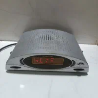 رادیو و ساعت سقفی