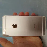 اپل iPhone 6s با حافظهٔ ۶۴ گیگابایت