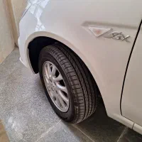 ساینا دوگانه با لوازم