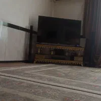 میز تلویزیون.