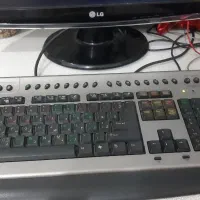 کامپیوتر|رایانه رومیزی|قدس, شهر‌قدس|دیوار