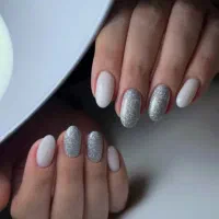آف ویژه لاین ناخن ( کاشت اولیه400 ترمیم250)|خدمات آرایشگری و زیبایی|شیراز, شهرک سراج‎|دیوار