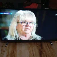 ال ای دی 32 اینچ TSL در حد صفر