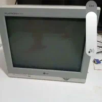 دوعدد مانیتور قدیمی سالم