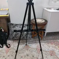سه پایه فلزی نقاشی ودوربین