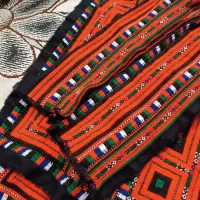 زی استین|لباس|مهرستان, |دیوار