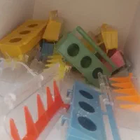 انواع خوراک تاب نردبانابخوری دونخوری پرندگان موجود|لوازم جانبی حیوانات|سیستان, |دیوار