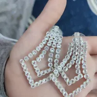 گوشواره ولی چراغ سولان سبزنونو پلم تو کارتن