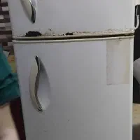 دوعدد یخچال یکی فریزرهشت کشو ویخچال فریزر