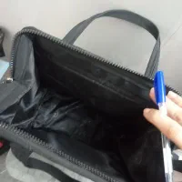 کوله مدرسه|کیف، کفش، کمربند|مشهد, عامل|دیوار