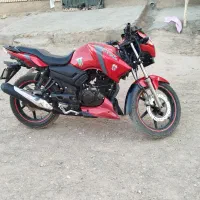 اپاچی ۱۸۰ لاکاغذی