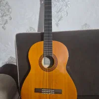 گیتار یاماها c40
