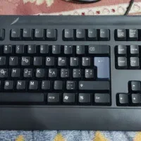 کیبورد و مانیتور