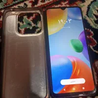 گوشی پوکوc40