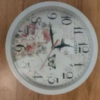 ساعت دیواری