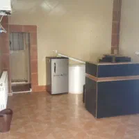 مغازه بیست متری دارای سرویس بهداشتی