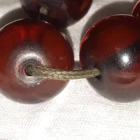 دو عدد تسبیح سندلوس قدیمی کهنه عتیقه|کلکسیون اشیاء عتیقه|تهران, باغ خزانه|دیوار