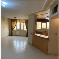 فروش آپارتمان ۲۰۰ متری ۳ خوابه در سینما سعدی