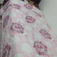 تخت خواب و کمد