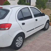 ماشین در بست در اختیار