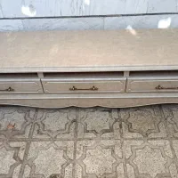 میز تلویزیون در حد نو