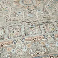 با سلام رو فرشی