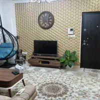 آپارتمان-طبقه-اول-با-پارکینگ-و-آسانسور