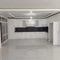 115 متری /بلوار ولیعصر /تک واحدی ( املاک سپه )