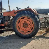 تراکتور رمانی مدل ۶۵ودستگاه بلوک